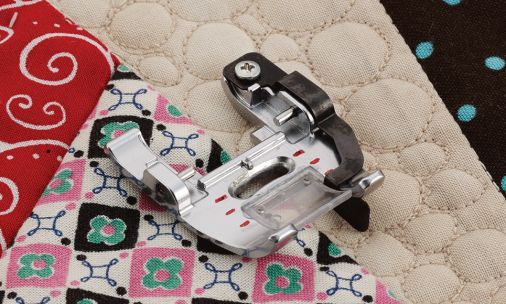 F076 1/4 Piecing Foot With Guide For Df1